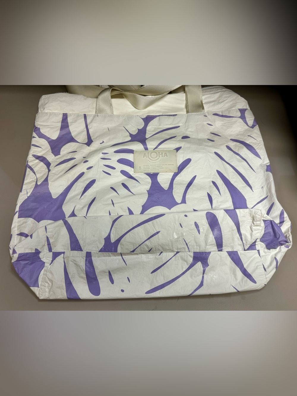 Aloha Collection Day Tripper - Picture 3 of 9
